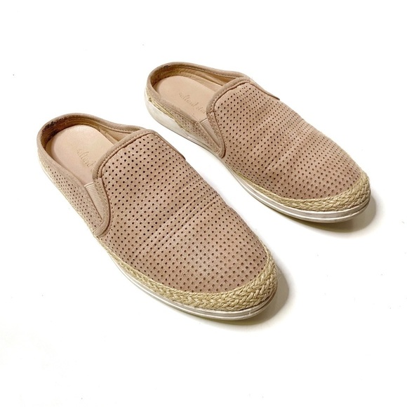 Altar’d State Perforated Espadrille Mule Slides Flat Beige 7.5 - Picture 2 of 7